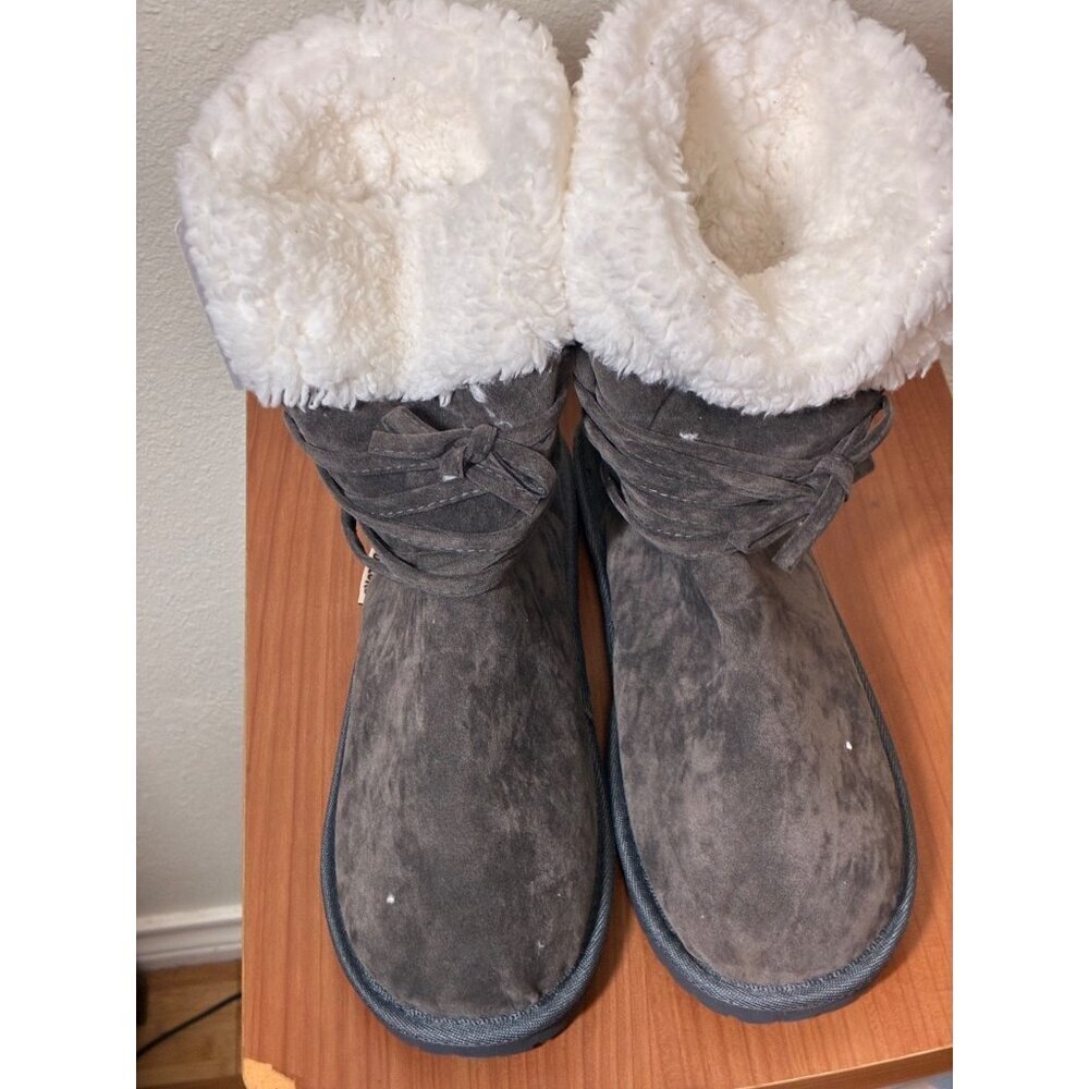 NWT Muk Luks Winter Boots Gray Flat Size 10 Wide Women's - Picture 3 of 7